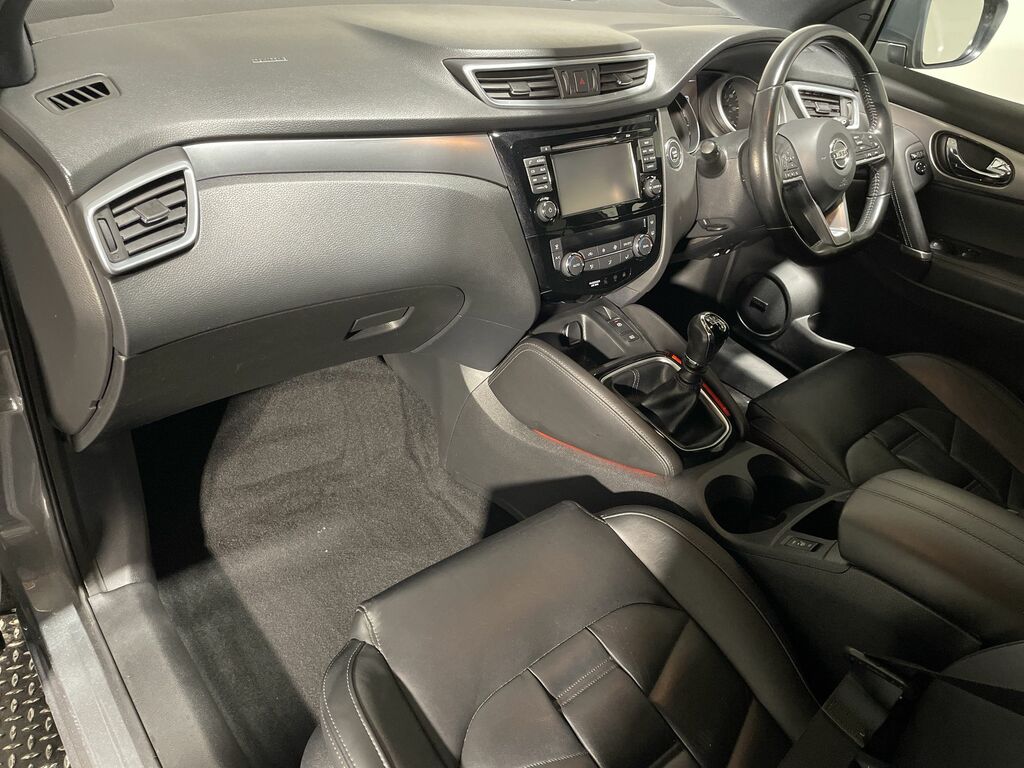 Nissan Qashqai N-connecta Dci Red #22
