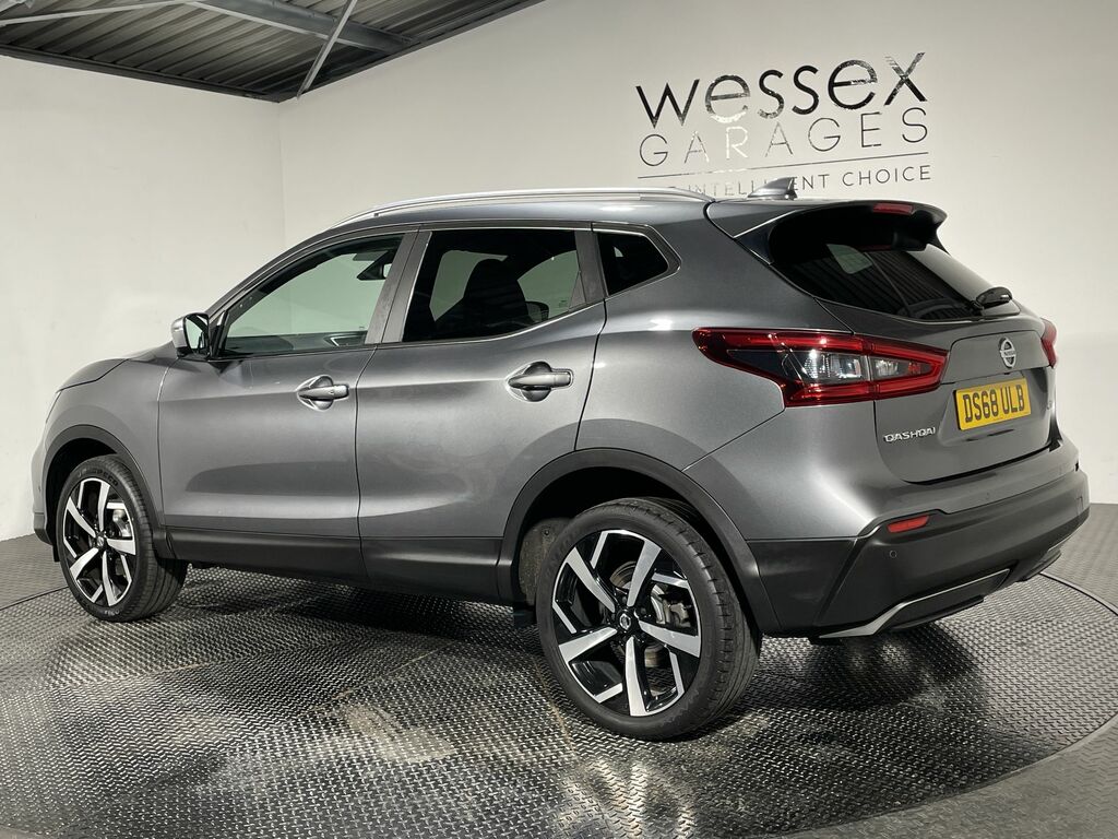 Nissan Qashqai 1.3 Dig-t Tekna Grey #2