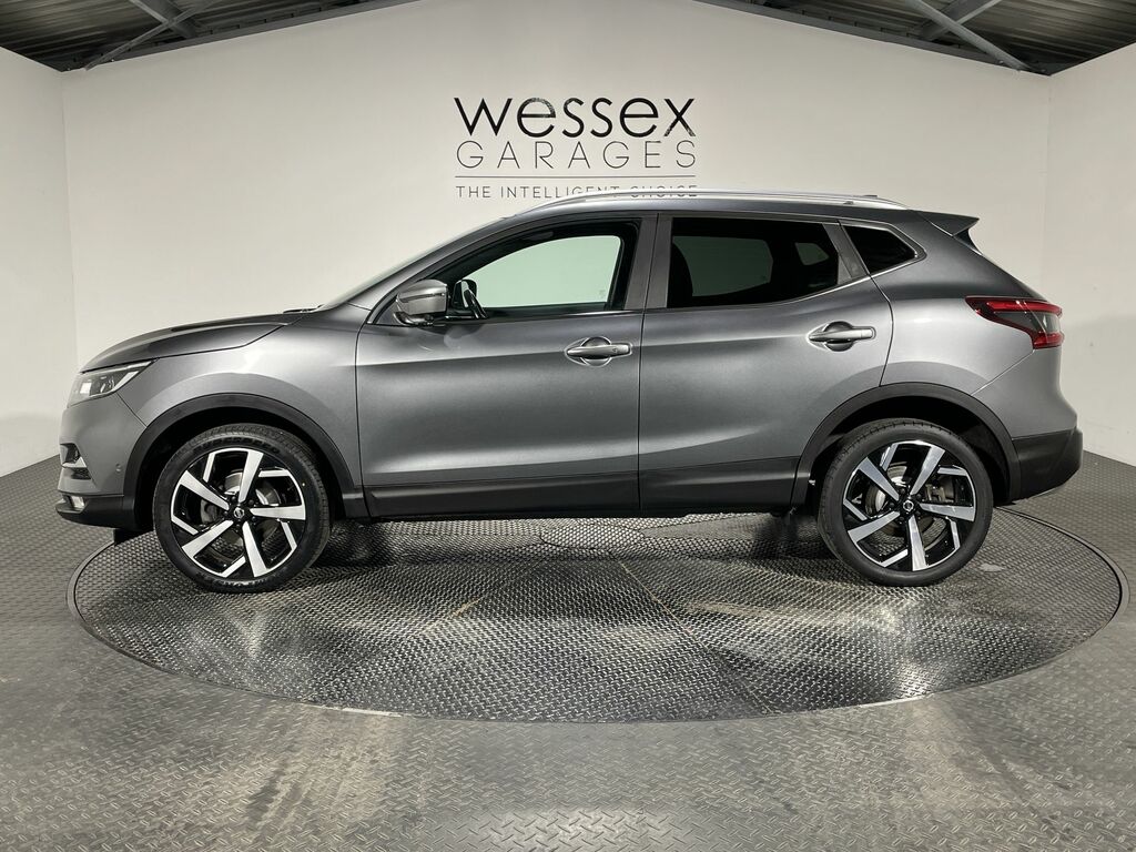 Nissan Qashqai N-connecta Dci Red #11