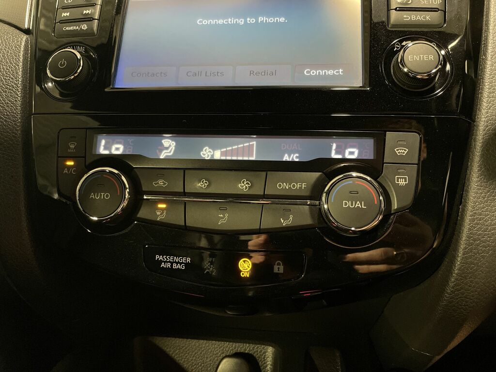 Nissan Qashqai N-connecta Dci Red #32