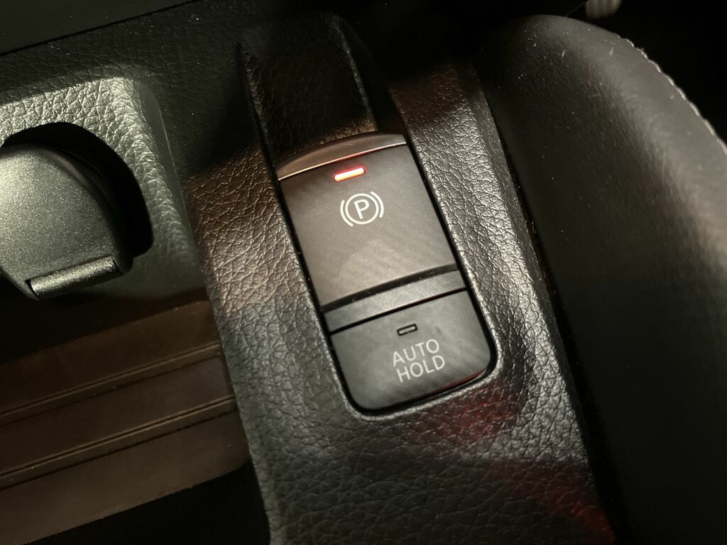 Nissan Qashqai N-connecta Dci Red #35