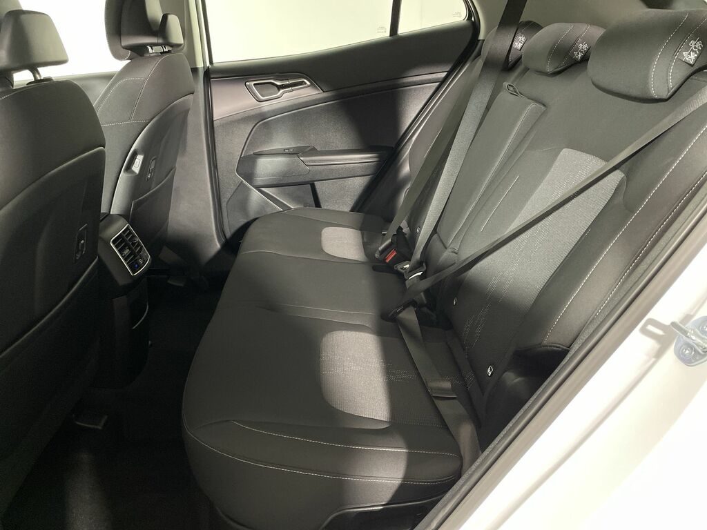 Kia Sportage 1.6T Gdi Hev Pure WU75FYM White #5