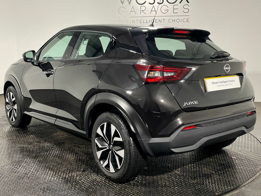 Nissan Juke 1.0 Dig-t 114 Acenta Black #4