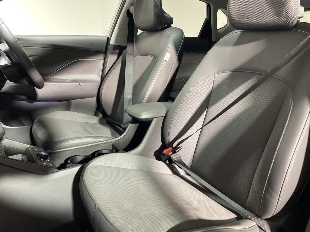 Hyundai Kona Hatchback White #22