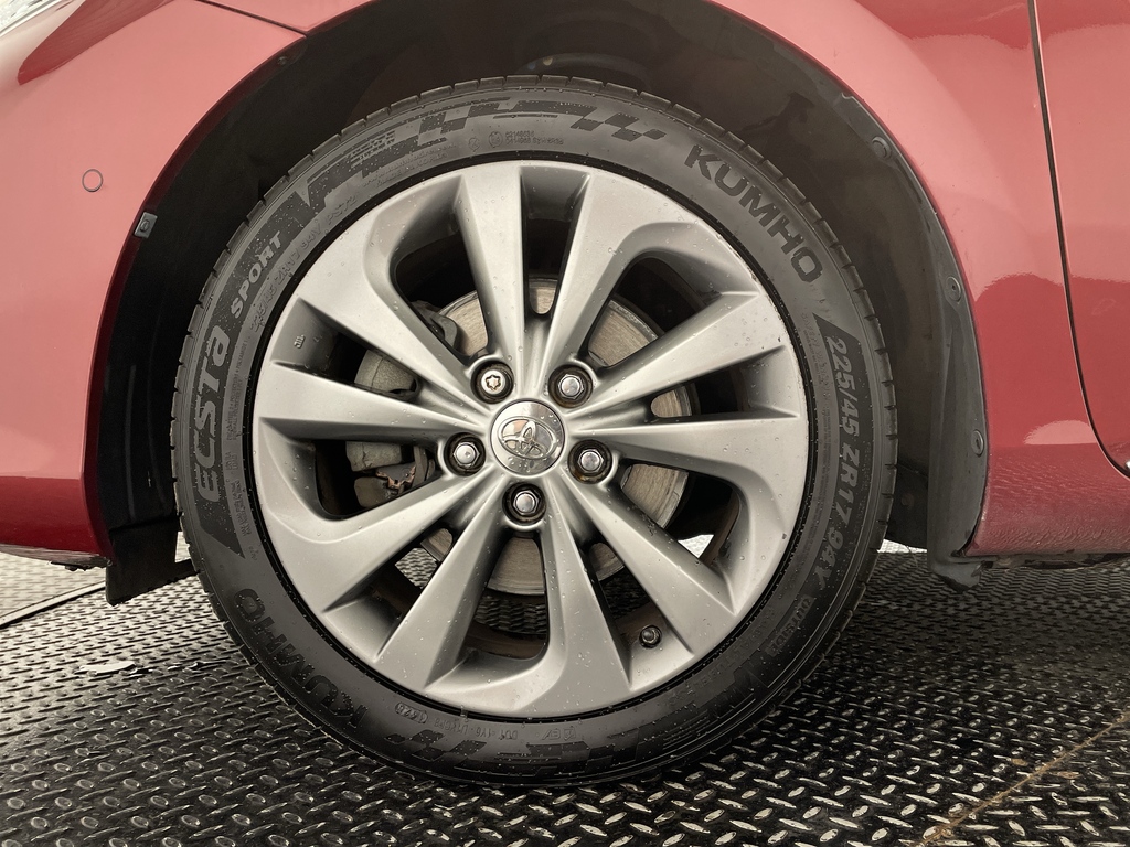 Toyota Auris 1.8 Hybrid Excel Tss Cvt Leather Red #4