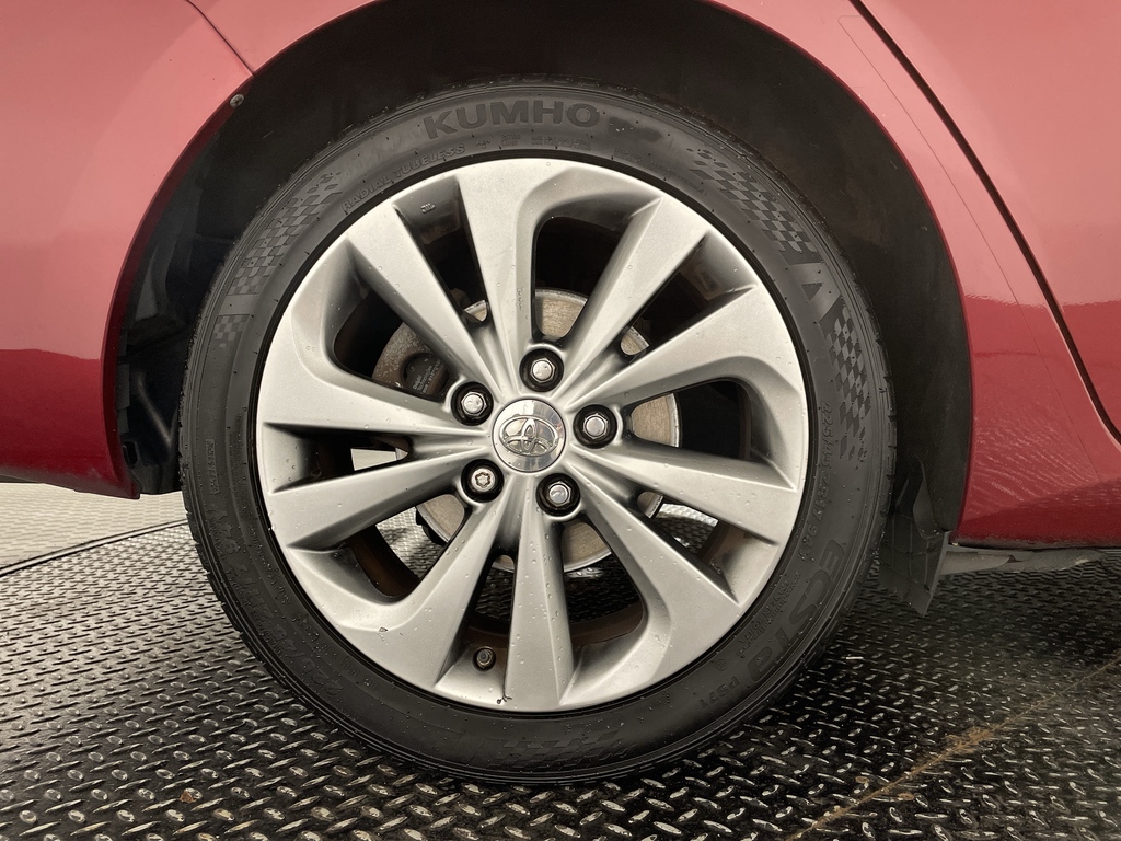 Toyota Auris 1.8 Hybrid Excel Tss Cvt Leather Red #6