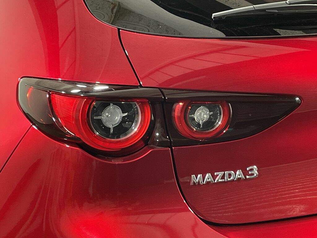 Mazda 3 2.0 E Skyactiv X Mhev Takumi Hatchback Red #22