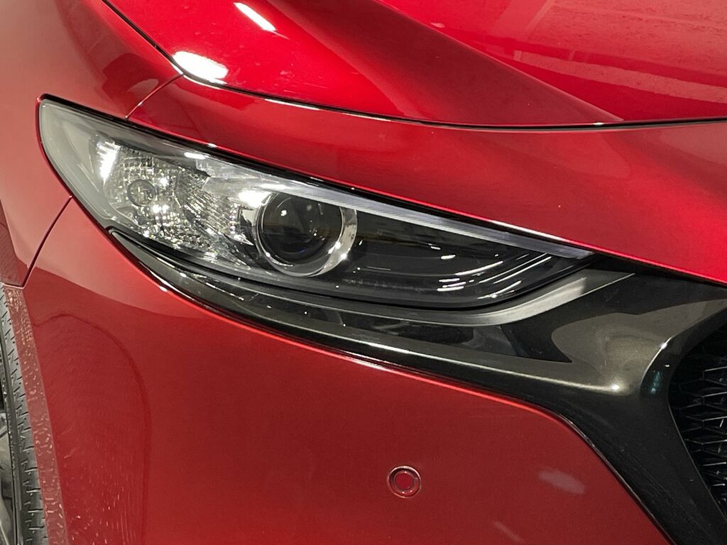 Mazda 3 2.0 E Skyactiv X Mhev Takumi Hatchback Red #15