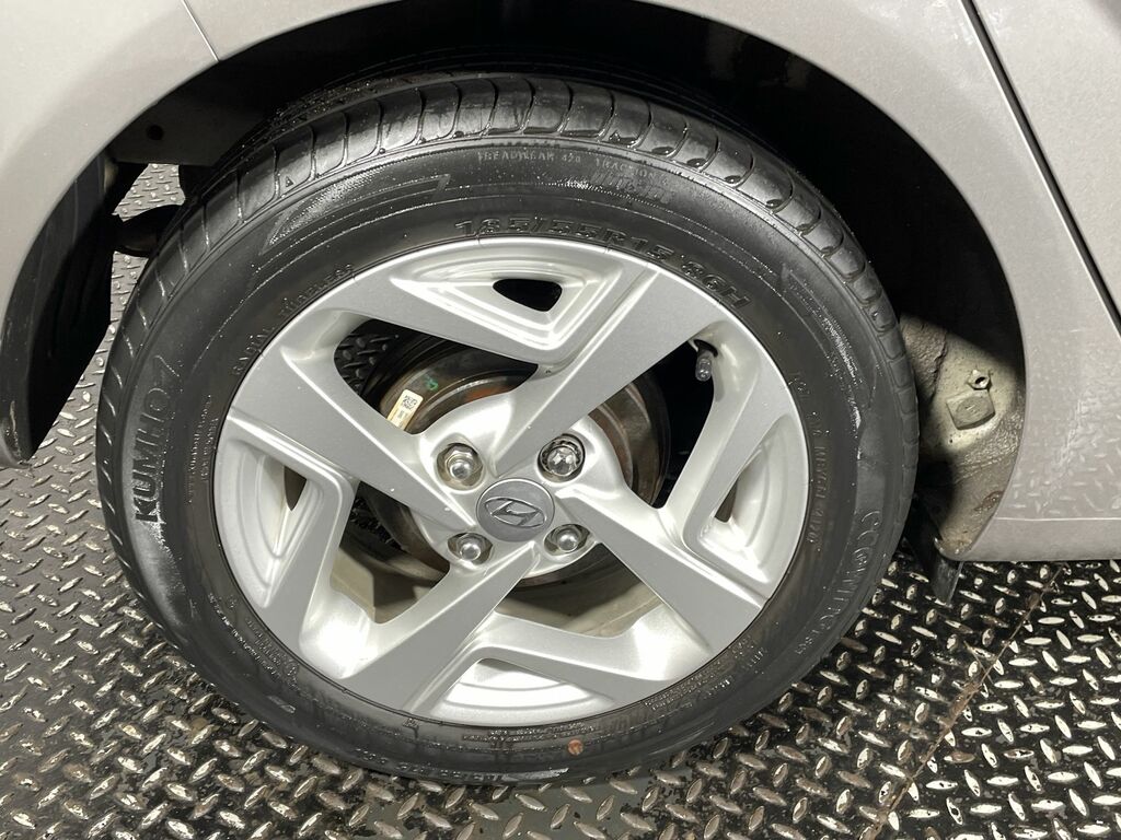 Hyundai I10 Mpi Se Connect Red #46