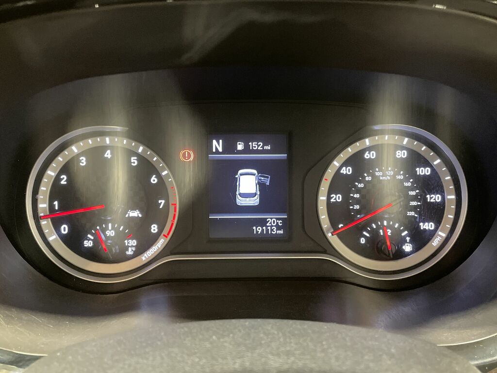 Hyundai I10 Mpi Se Connect Red #33