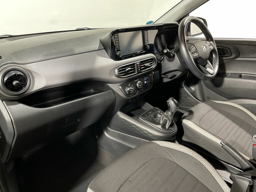 Hyundai I10 Mpi Se Connect Red #24