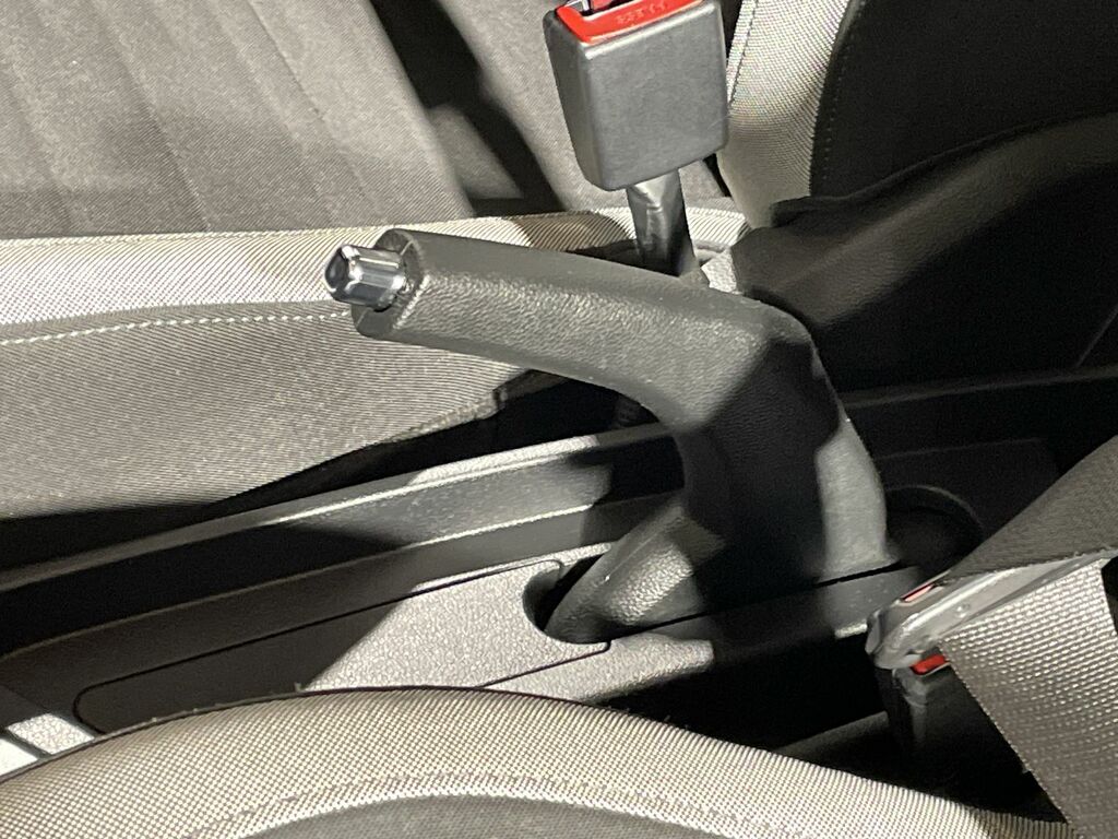 Hyundai I10 Mpi Se Connect Red #32