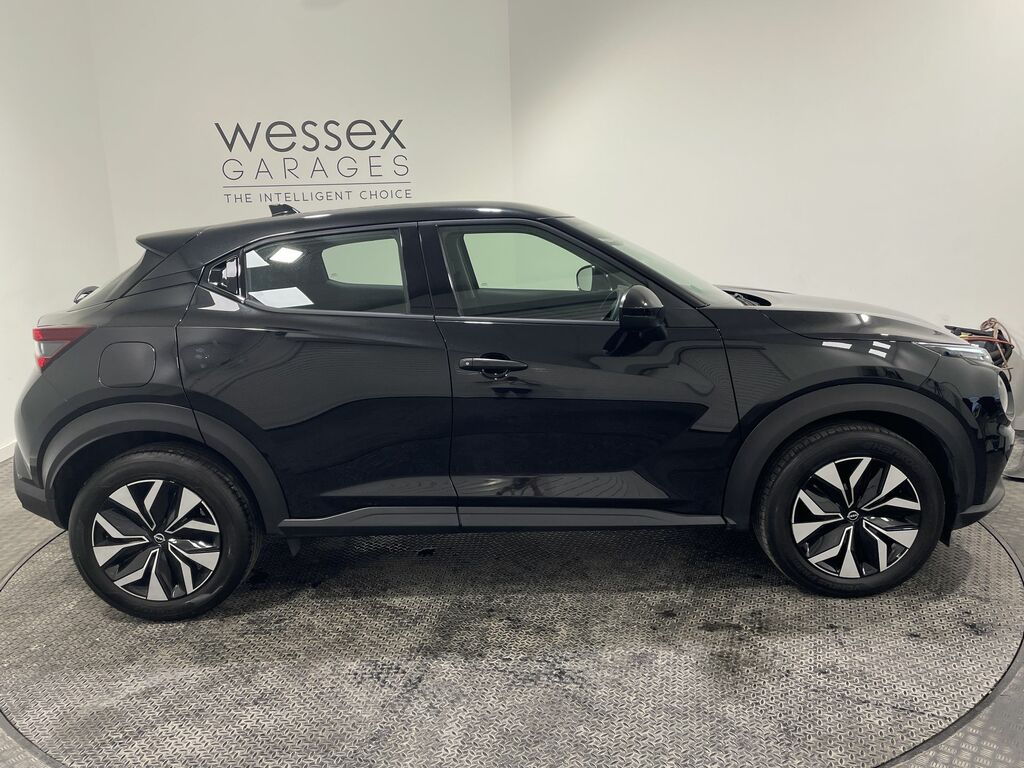 Nissan Juke 1.0 Dig-t Acenta Premium PF75GWW Black #4