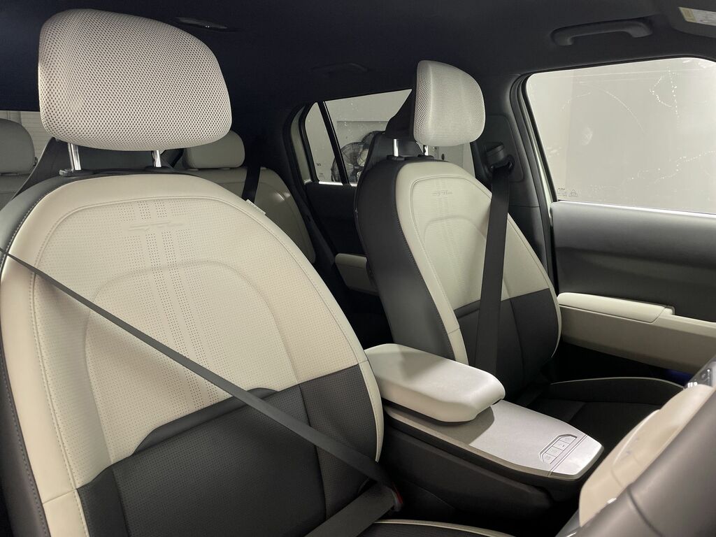Kia EV3 81.4Kwh Gt-line Suv 201 Bhp Grey #38