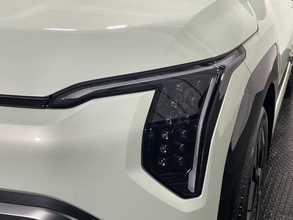 Kia EV3 81.4Kwh Gt-line Suv 201 Bhp Grey #15