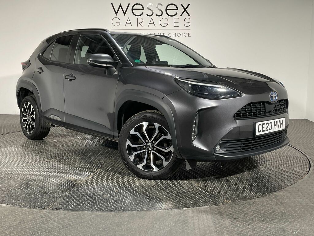 Toyota Yaris Cross 1.5 Hybrid Design Cvt Grey