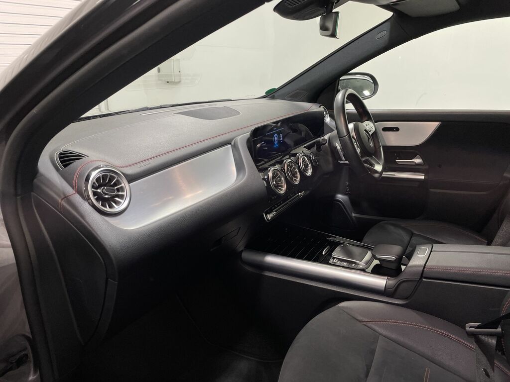 Mercedes-Benz EQA Eqa 250 140Kw Amg Line Premium 66.5Kwh Grey #5