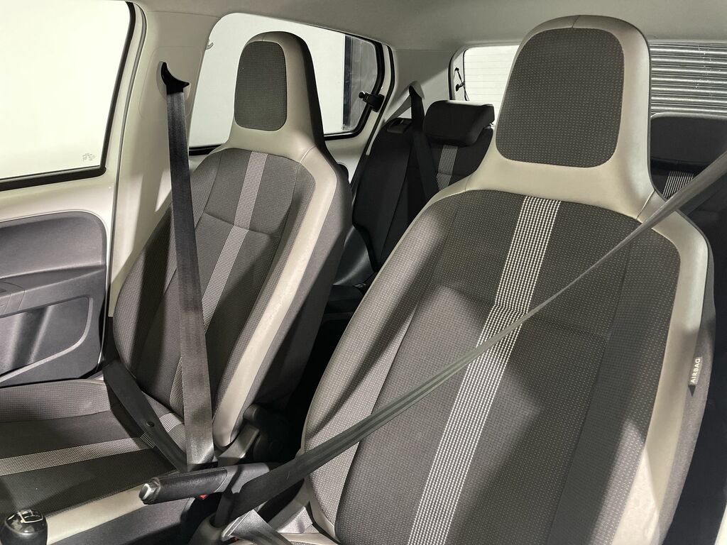 Volkswagen Up 1.0 Move Up Black #23
