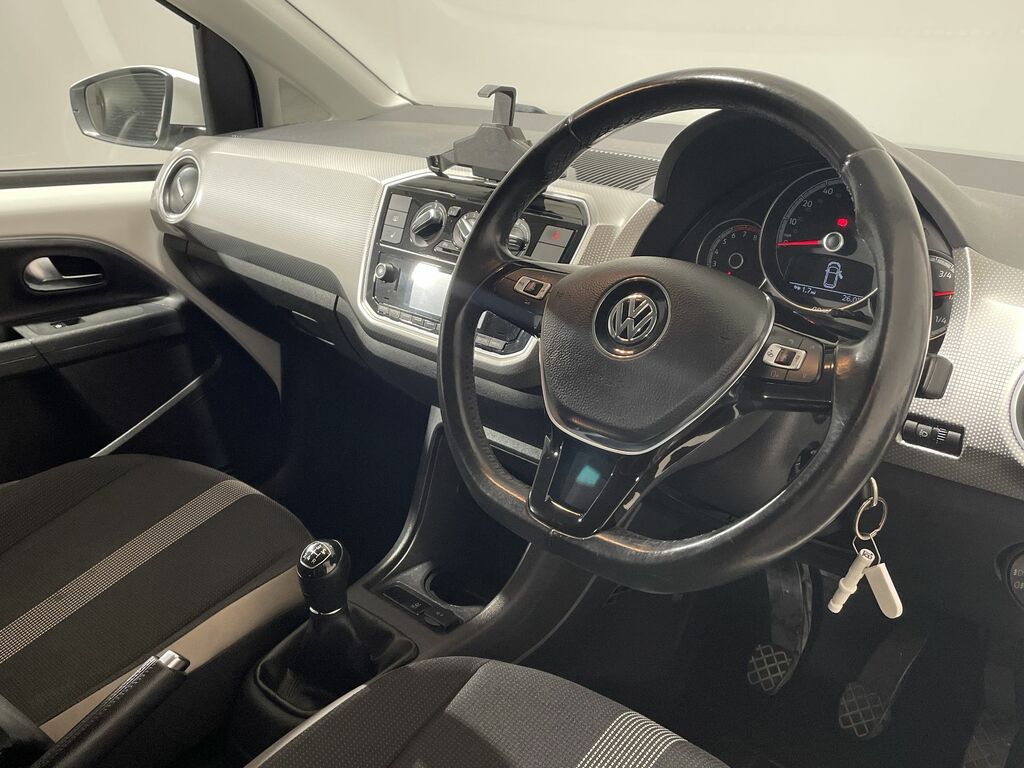Volkswagen Up 1.0 Move Up Black #38