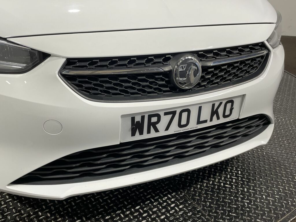 Vauxhall Corsa Se Premium WR70LKO White #6