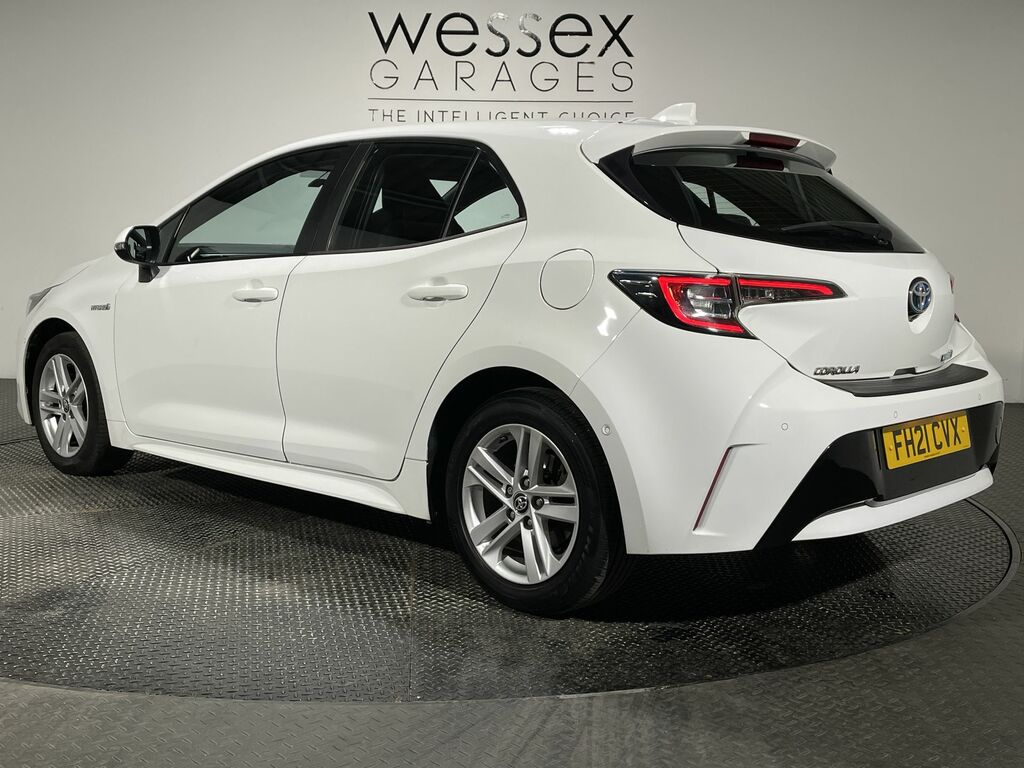 Toyota Corolla Icon Tech Hev Cvt FH21CVX White #3