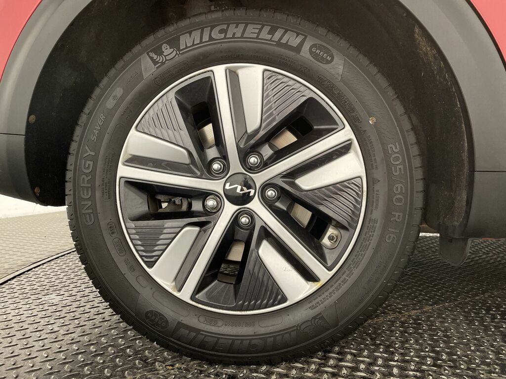 Kia Niro 1.6 Gdi Hybrid 2 Dct Red #6