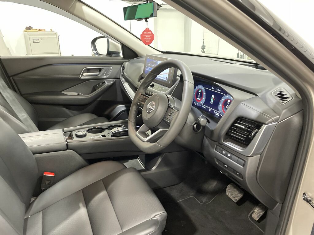 Nissan X-Trail 1.5 E-power E-4orce 213 Tekna 7 Seat 5 Silver #3