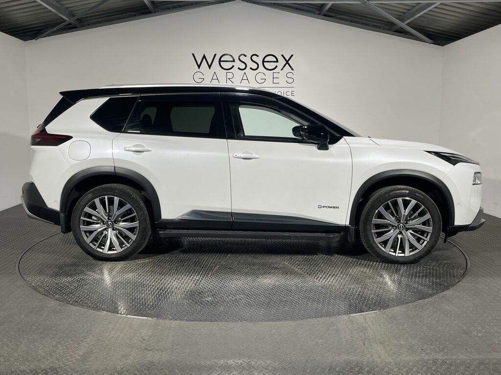 Nissan X-Trail 1.5 E-power E-4orce 213 Tekna 7 Seat 5 Black #3