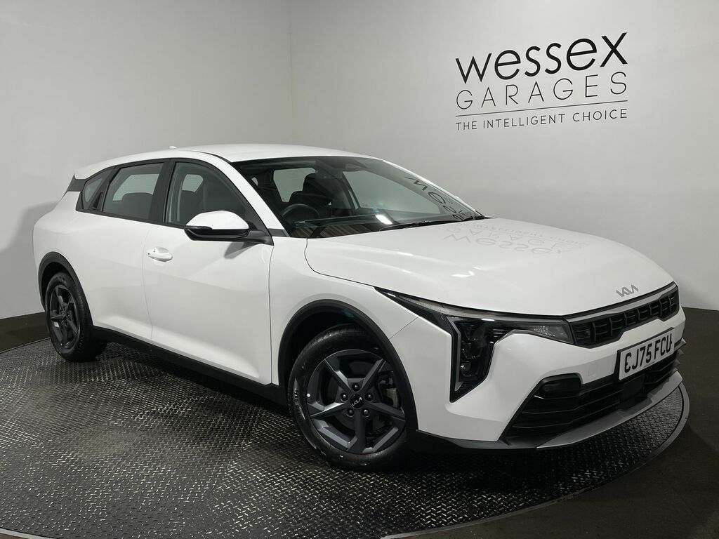 Kia K4 Pure Mhev White