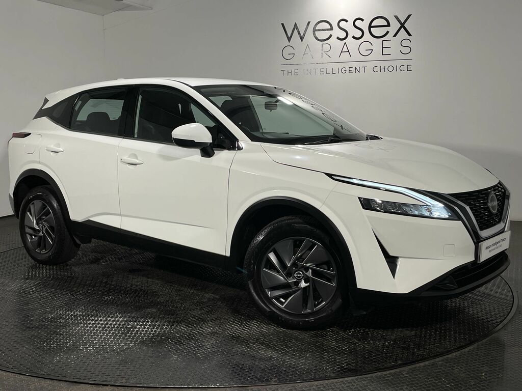 Nissan Qashqai 1.3 Dig-t Mh Acenta Premium White