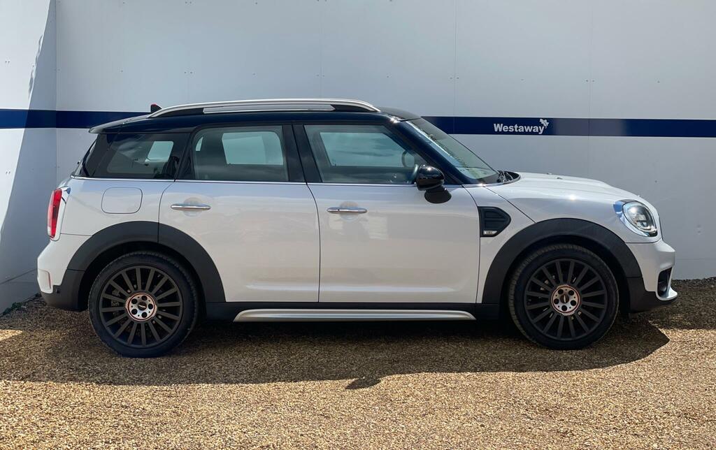 Mini Countryman 2.0 Cooper D - 2017 17 AD17HBX White #6