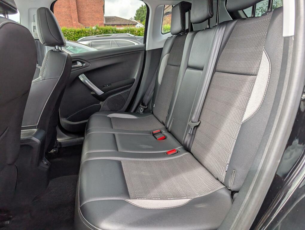 Peugeot 2008 1.5 Bluehdi 100 Gt Line 5 Speed Pan Roof, 17  #16