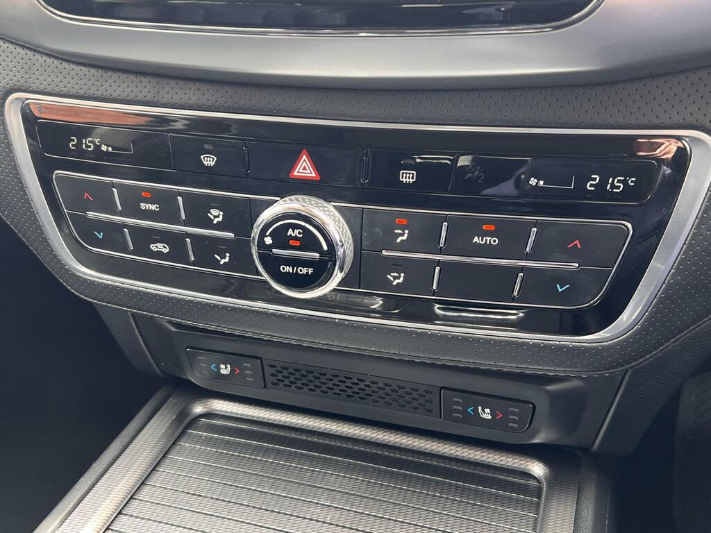SsangYong Rexton Ultimate Grey #28