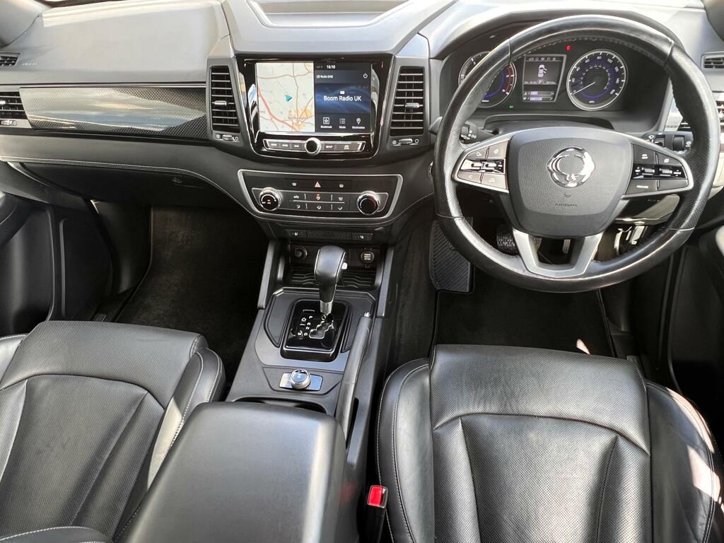 SsangYong Musso White #17