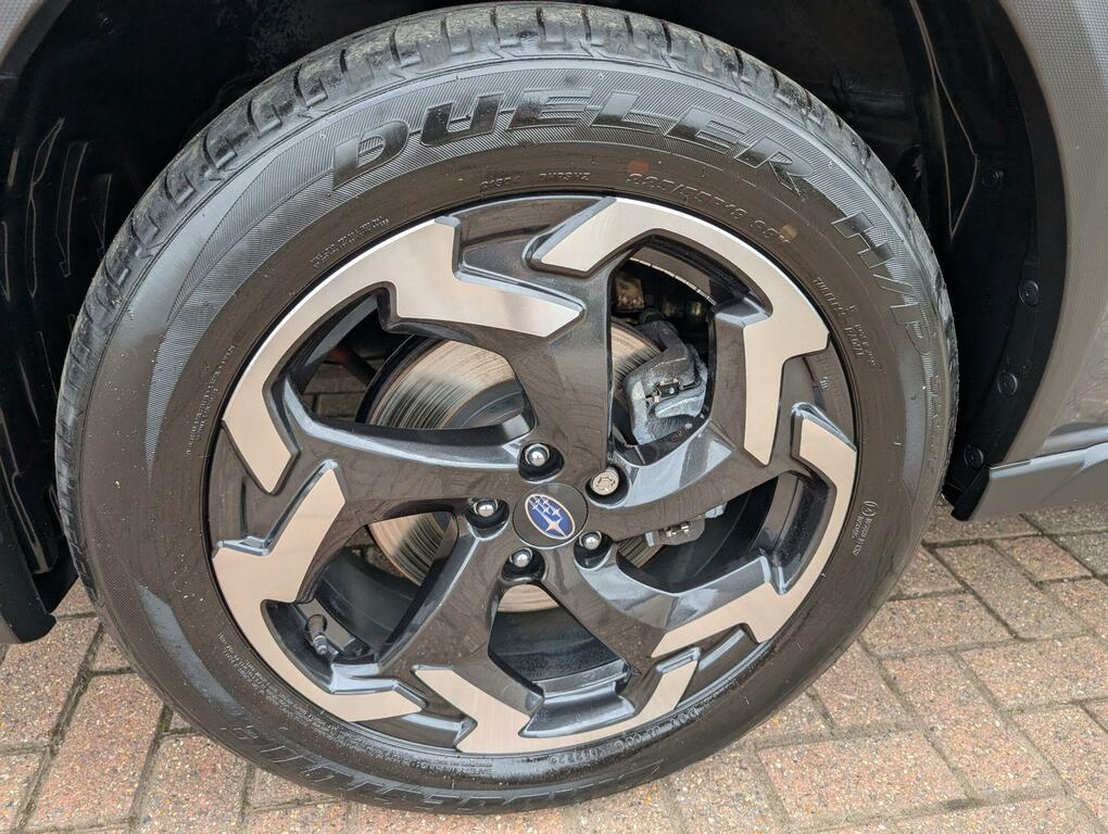 Subaru XV I E-boxer Se Premium Silver #24