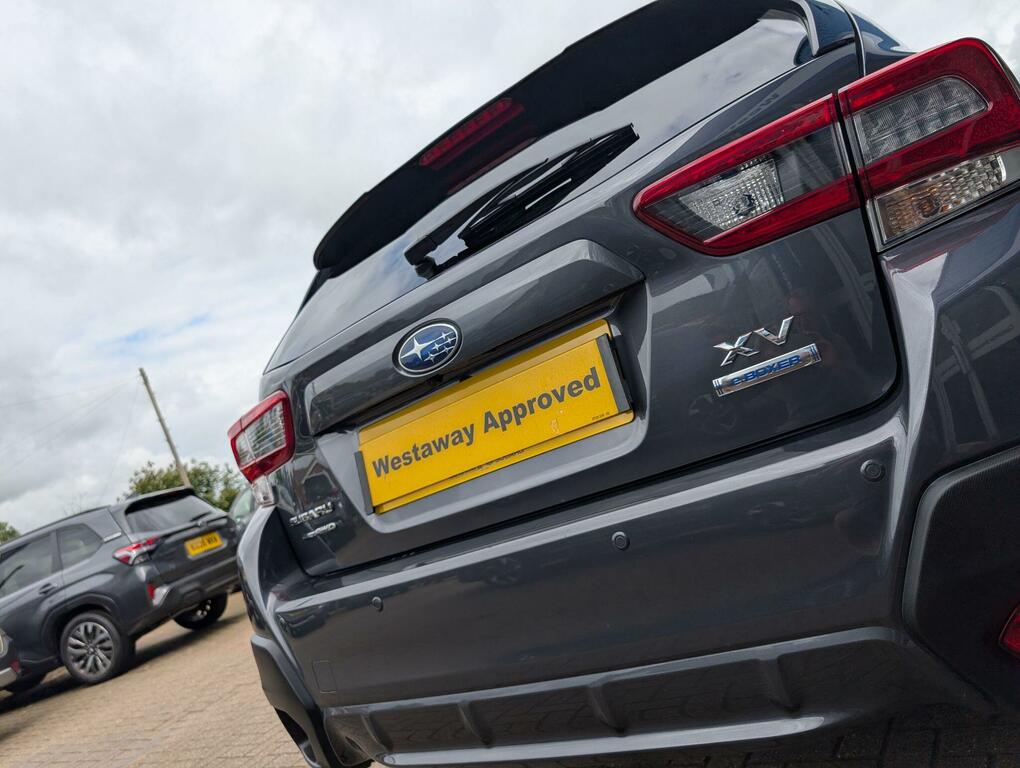 Subaru XV I E-boxer Se Premium Silver #40