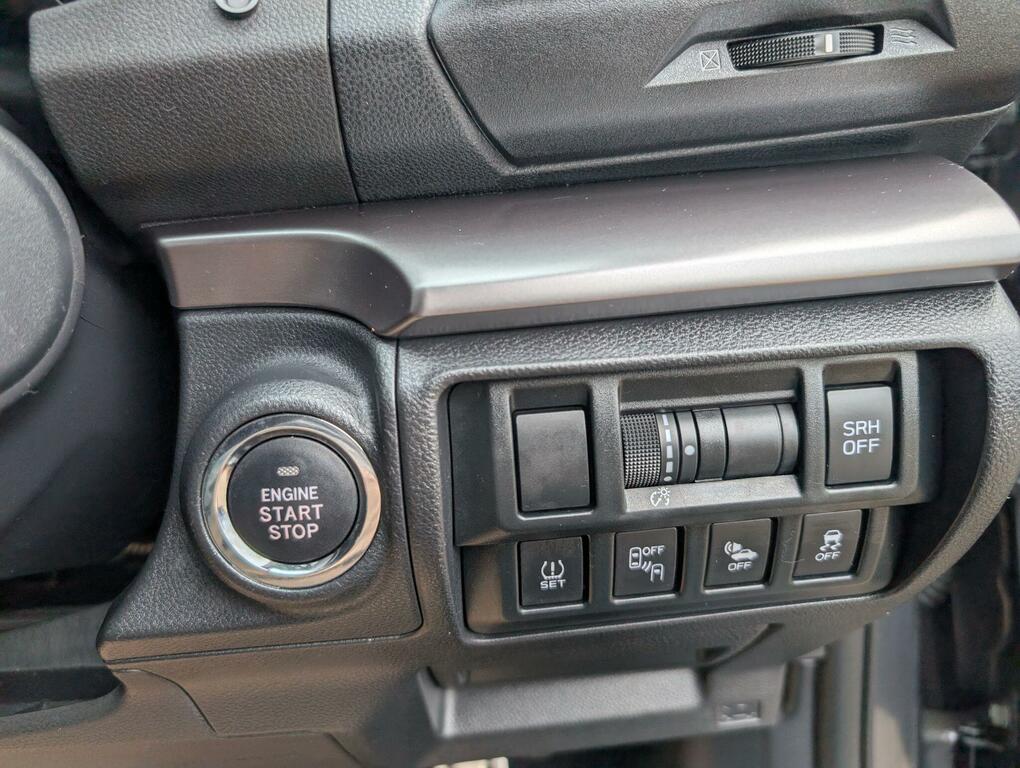Subaru XV I E-boxer Se Premium Silver #17