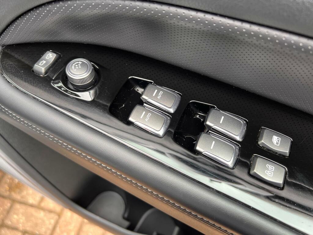 SsangYong Rexton Rexton Ultimate Grey #51