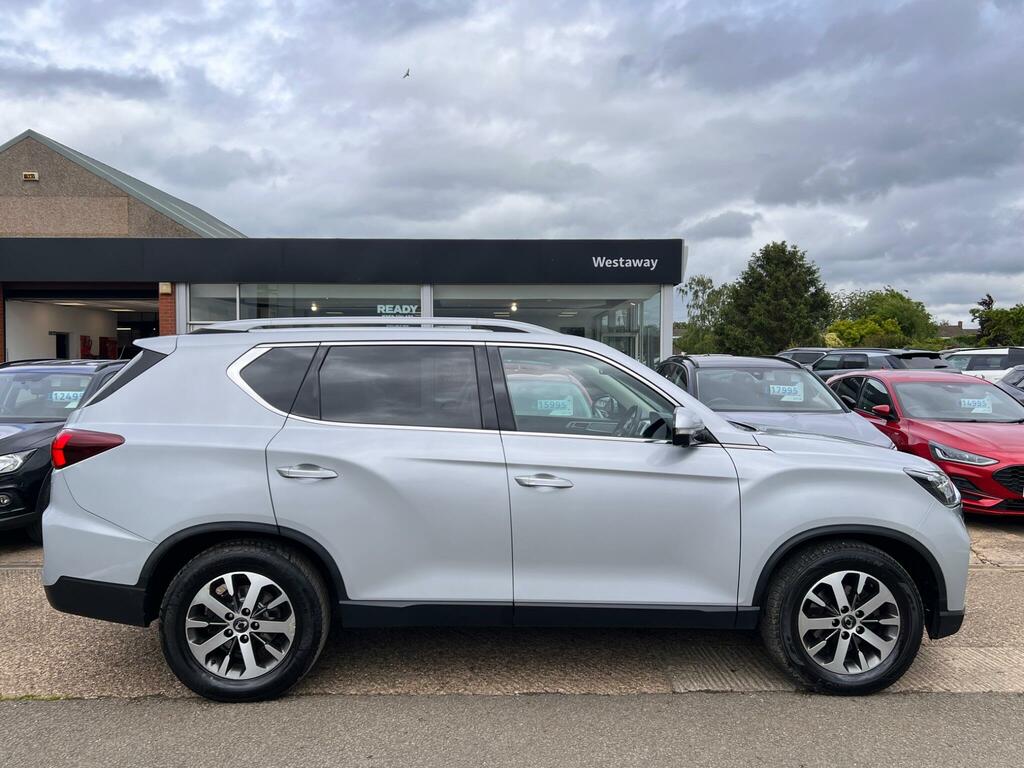 SsangYong Rexton 2.2 Ultimate Silver #2