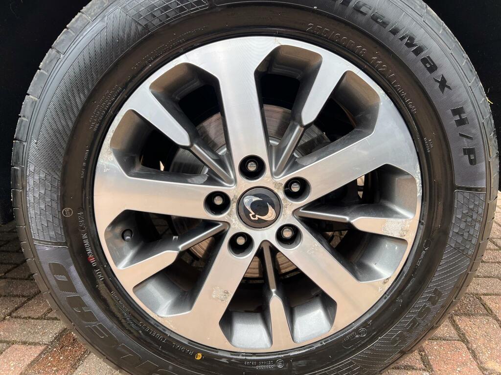 SsangYong Rexton Rexton Ultimate Grey #11