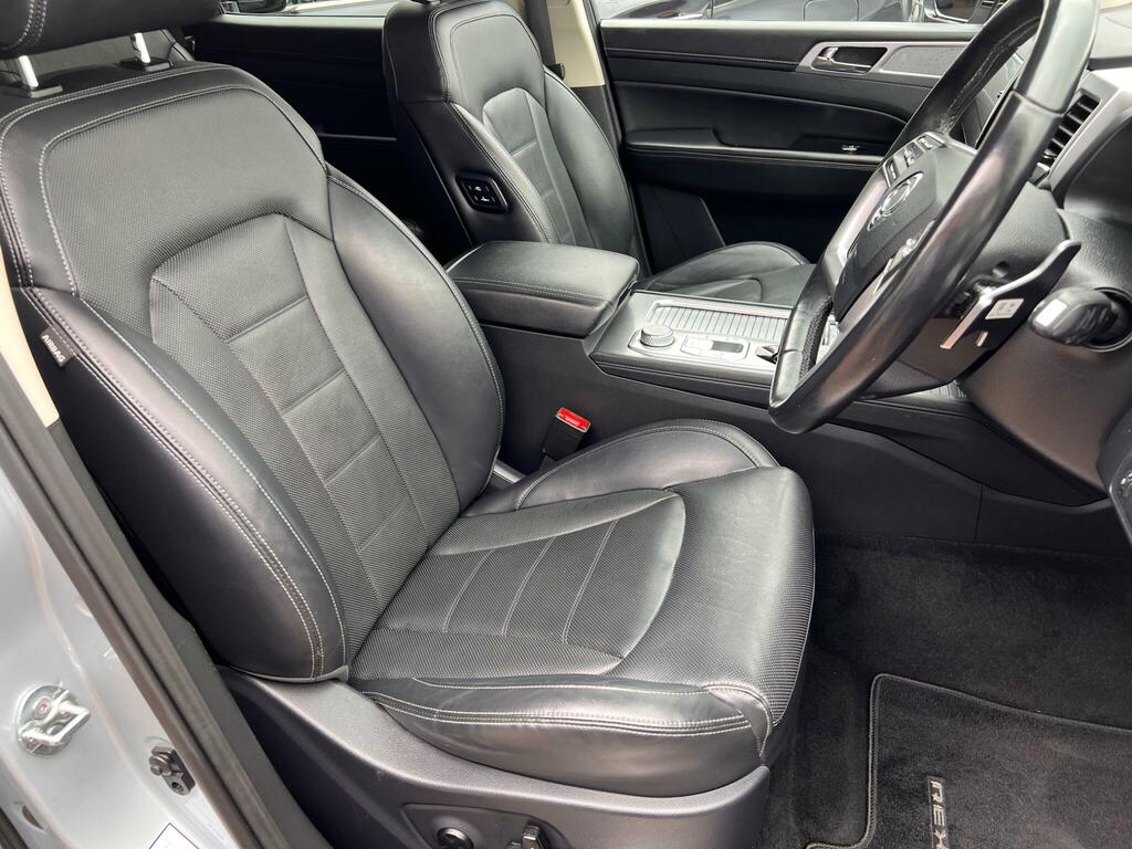 SsangYong Rexton Rexton Ultimate Grey #47