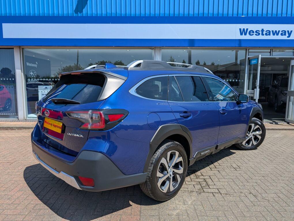 Subaru Outback Touring Black #8
