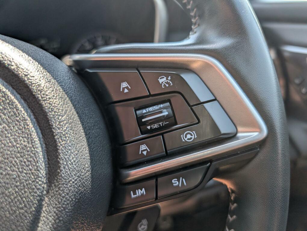 Subaru Outback Touring Black #18