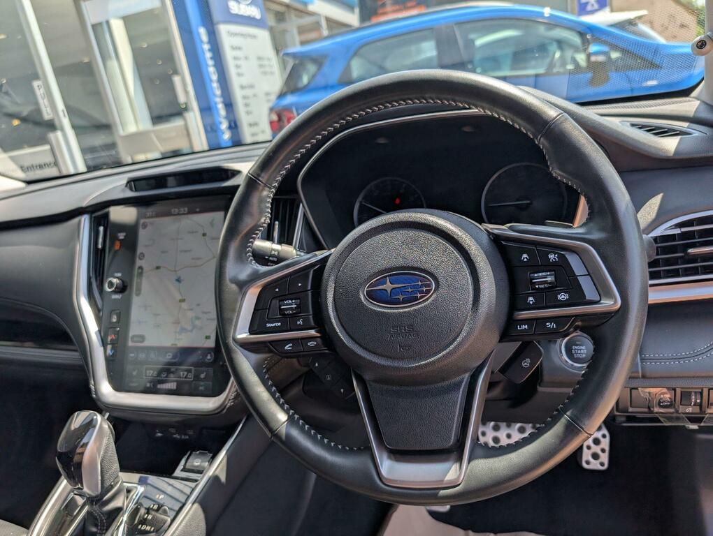 Subaru Outback Touring Black #31