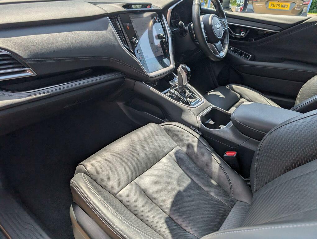 Subaru Outback Touring Black #33
