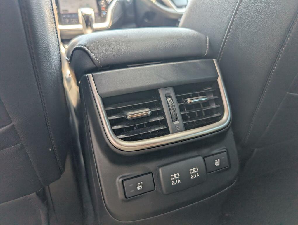 Subaru Outback Touring Black #15