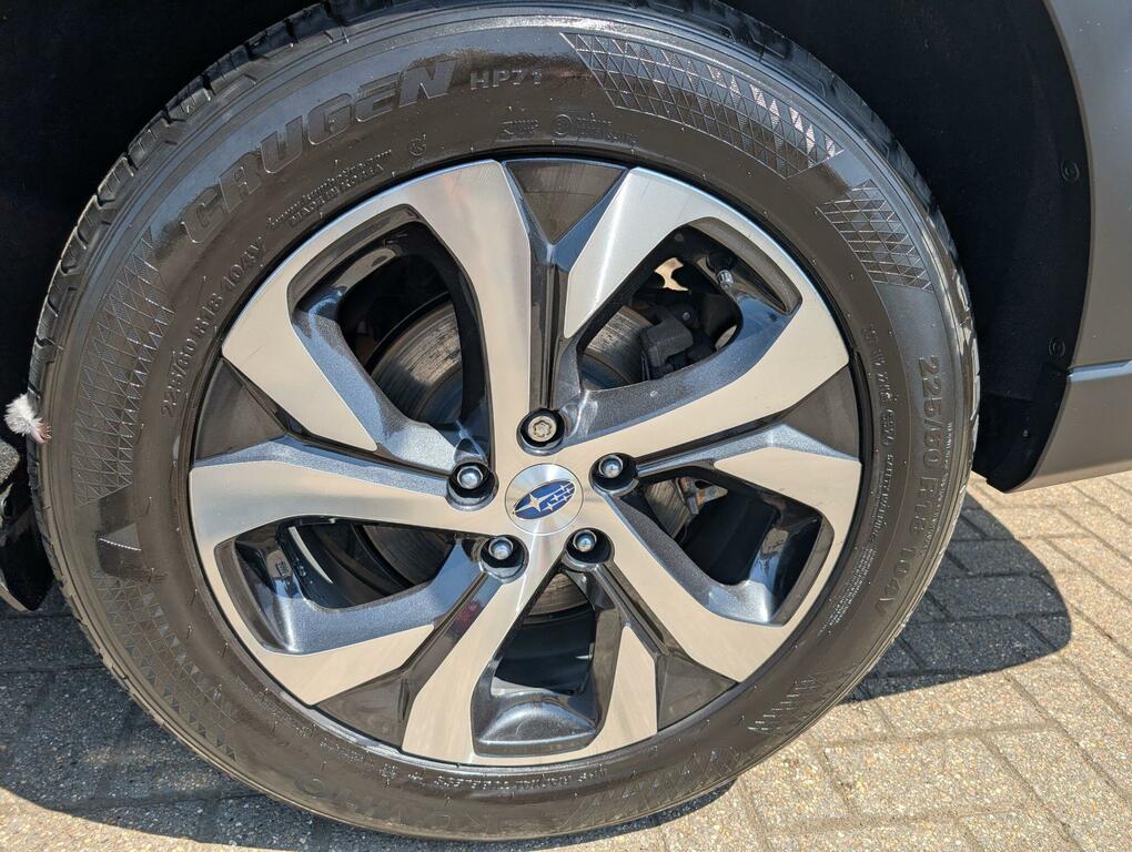 Subaru Outback Touring Black #23