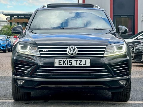 Volkswagen Touareg 3.0 Tdi V6 EK15TZJ Black #2