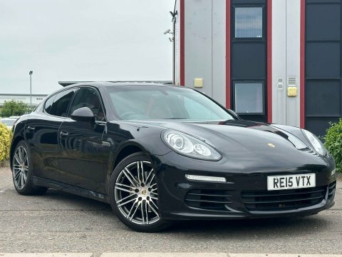 Porsche Panamera 3.0D V6 Hatchback Black