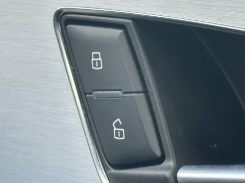 Audi A6 Saloon 2021 71 2.0 #38